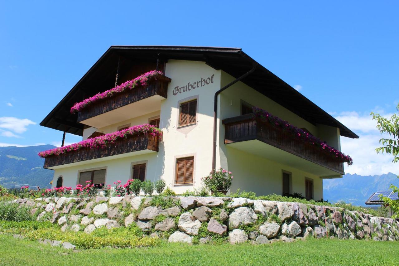 Bed and Breakfast Gruberhof Postal / Burgstall Екстер'єр фото