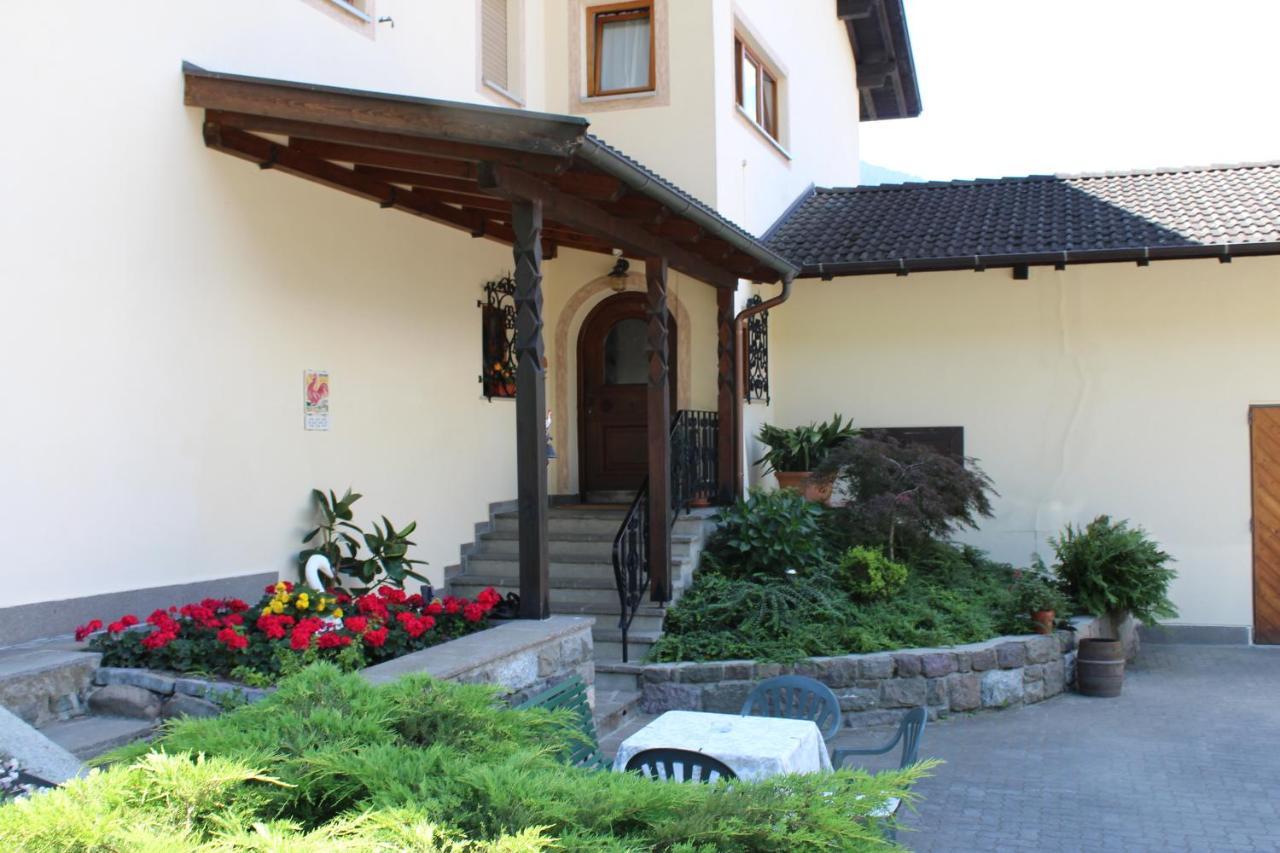 Bed and Breakfast Gruberhof Postal / Burgstall Екстер'єр фото
