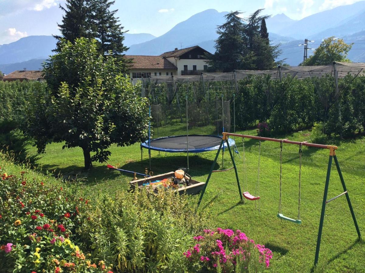 Bed and Breakfast Gruberhof Postal / Burgstall Екстер'єр фото