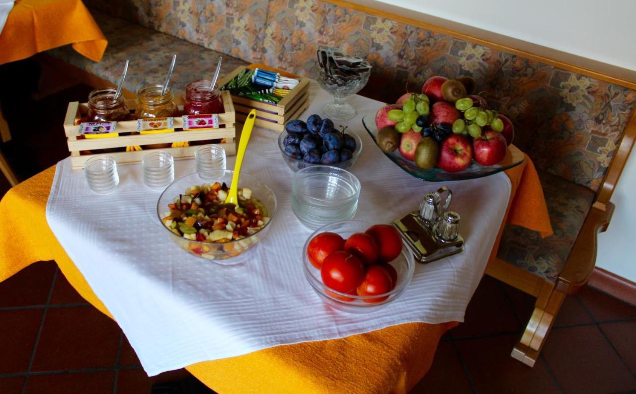 Bed and Breakfast Gruberhof Postal / Burgstall Екстер'єр фото