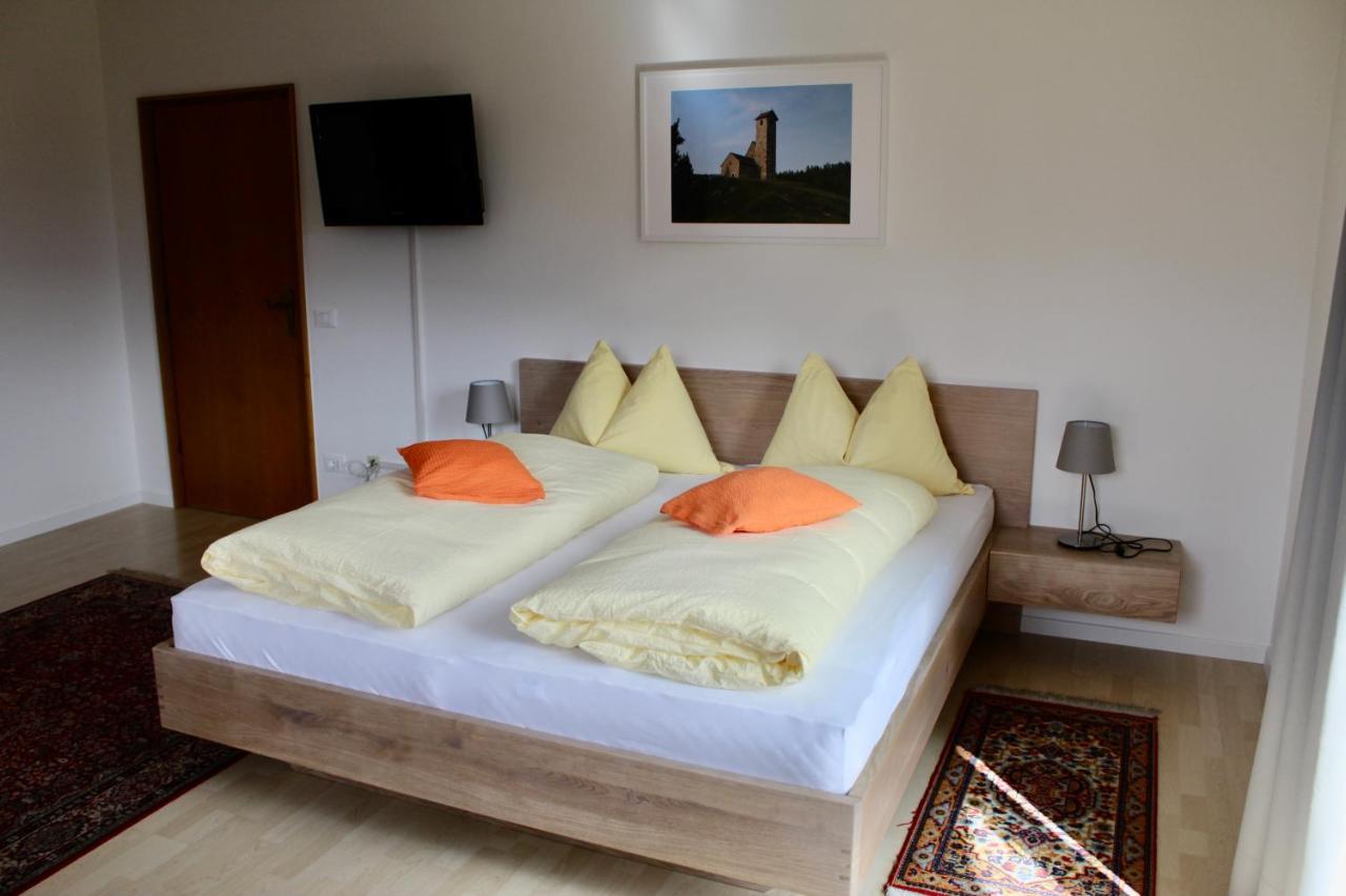 Bed and Breakfast Gruberhof Postal / Burgstall Екстер'єр фото