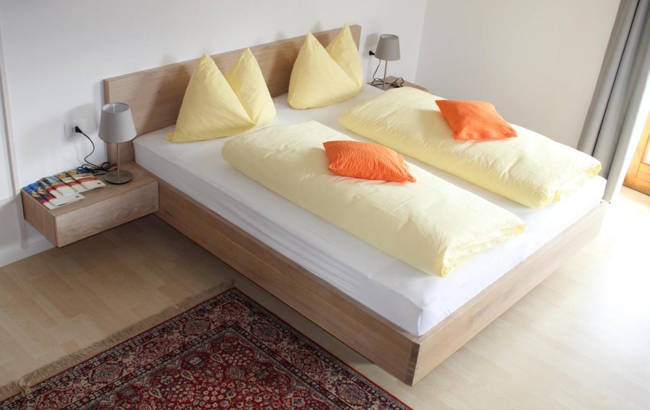 Bed and Breakfast Gruberhof Postal / Burgstall Екстер'єр фото